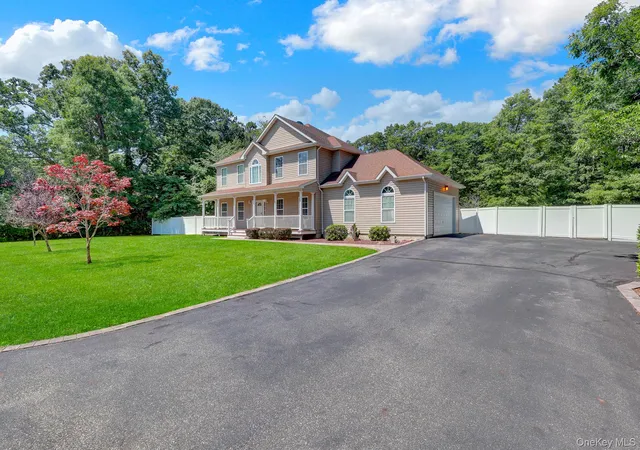 3rd image of 144 Mill Rd, Brookhaven, NY 11980 | MLS# 1022300