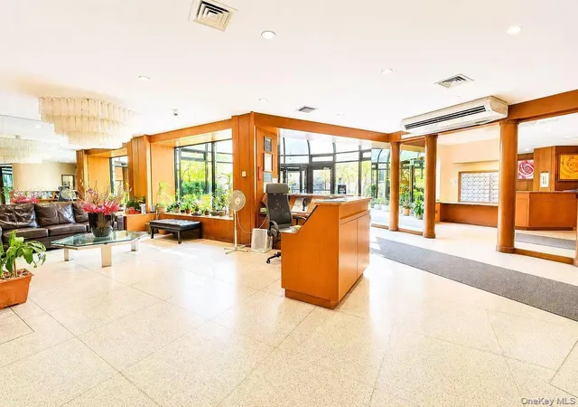 2nd image of 13835 Elder Ave, Flushing, NY 11355