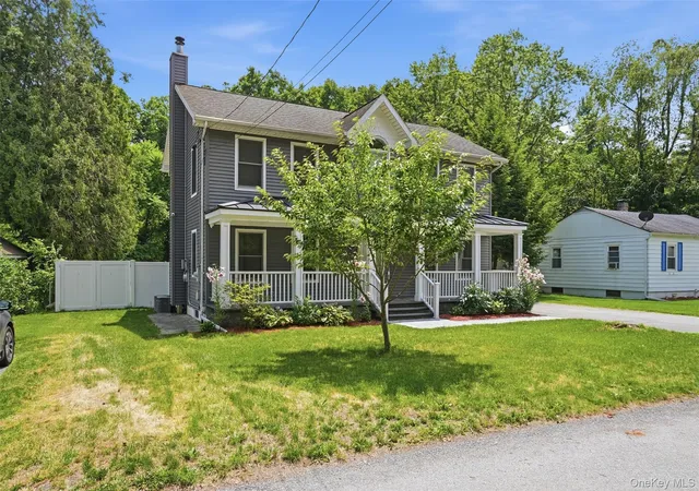 2nd image of 10 Henmond Blvd, Poughkeepsie, NY 12603 | MLS# 1022315