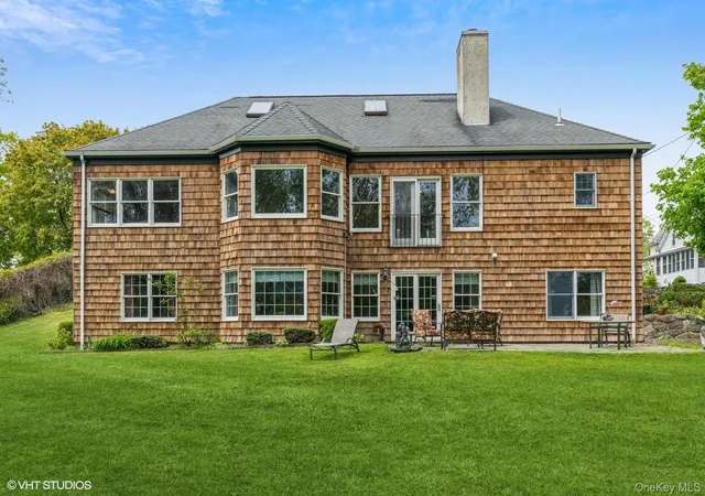 Photo 3 of Single family home for sale at 37 Old Post Ln, Mamaroneck, NY 10543 | MLS# 1022332 | Listing updated on 2026-08-21