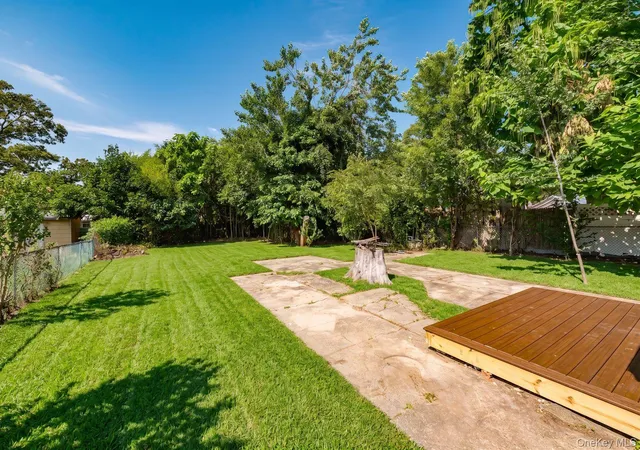14th image of 125 Sunset Ave, Selden, NY 11784 | MLS# 1022335