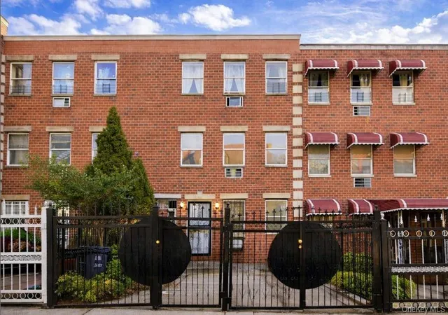 Photo 1 of Sale Pending at 2084 Davidson Ave, New York, NY 10453 | MLS# 1022342 | Listing updated on 2026-07-30