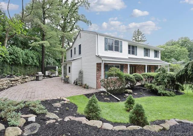 3rd image of 32 Newport Ave, Orangetown, NY 10983 | MLS# 1022343