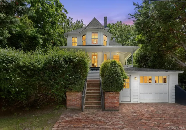 25th image of 11 Prospect Ave, Shelter Island, NY 11965 | MLS# 1022345