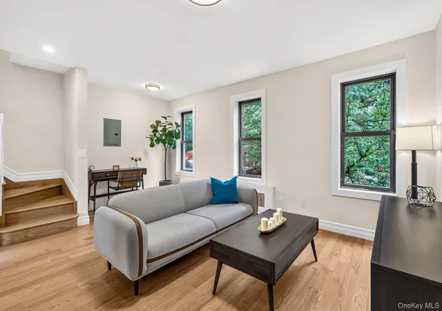 Photo 1 of Multi family home for sale at 286 Wadsworth Ave, New York, NY 10040 | MLS# 1022347 | Listing updated on 2026-09-17
