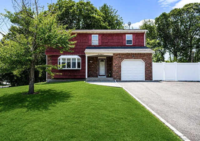1st image of 300 Browns Rd, Smithtown, NY 11767 | MLS# 1022351