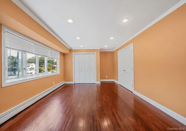 4th image of 300 Browns Rd, Smithtown, NY 11767 | MLS# 1022351
