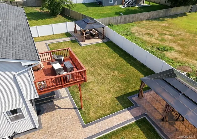 41st image of 10 Carman Blvd, Massapequa, NY 11758 | MLS# 1022353