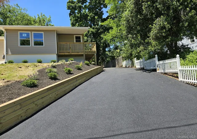 Homes for sale in Clarkstown, NY | 19 Dykes Park Rd, Clarkstown, NY 10954 | MLS# 1022363