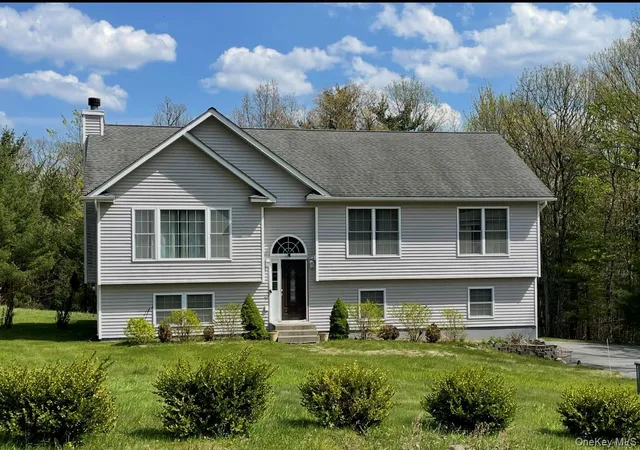 Homes for sale in Mamakating, NY | 9 Masten Lake Ct, Mamakating, NY 12790 | MLS# 1022368