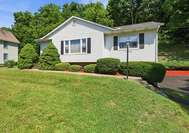 Photo 3 of Sale Pending at 1233 County Route 12, New Hampton, NY 10958 | MLS# 1022371 | Listing updated on 2026-08-08