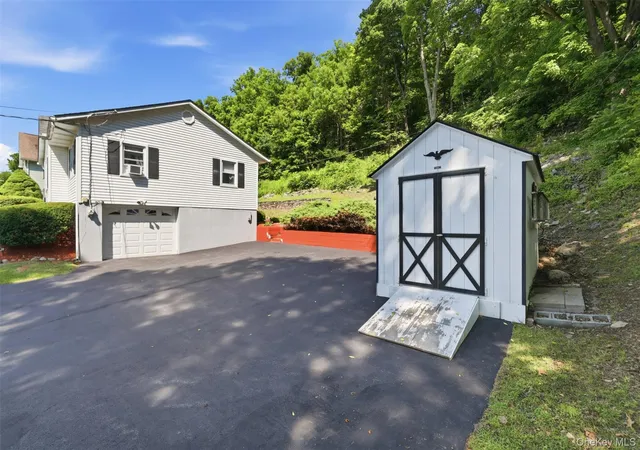 Photo 3 of Sale Pending at 1233 County Route 12, New Hampton, NY 10958 | MLS# 1022371 | Listing updated on 2026-08-08