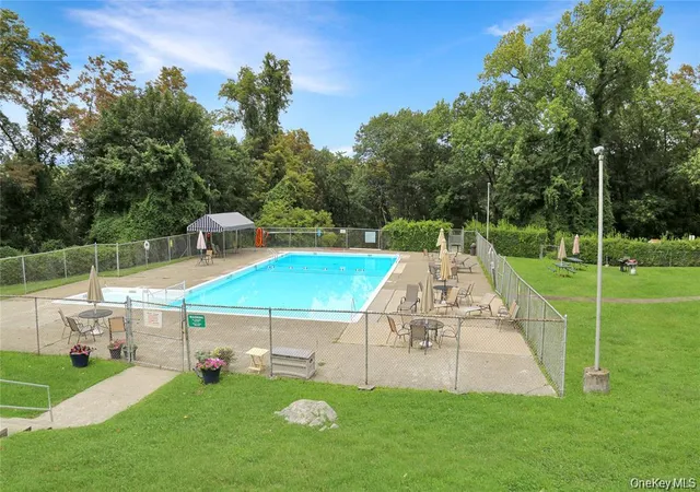 Photo 30 of Sale Pending at 1 Lakeview Dr #6S, Peekskill, NY 10566 | MLS# 1022399 | Listing updated on 2026-08-13