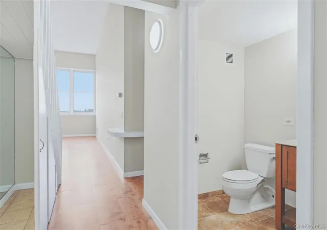 Photo 3 of Condo for sale at 1 Landmark Sq #405, Rye Town, NY 10573 | MLS# 1022433 | Listing updated on 2026-10-06