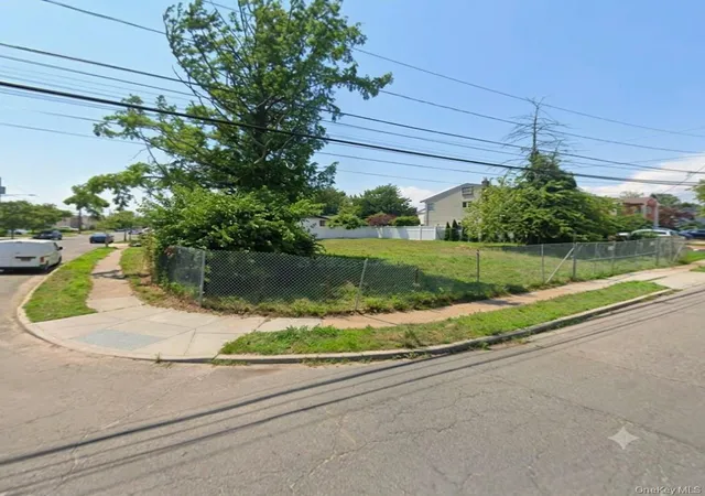 2nd image of 3554 Milburn Ave, Baldwin, NY 11510 | MLS# 1022438