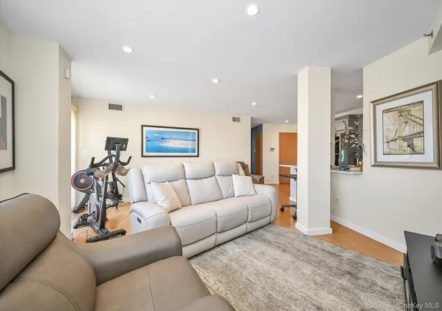 Photo 3 of Condo for sale at 81 14 Queens Blvd #PH6C, Elmhurst, NY 11373 | MLS# 1022461 | Listing updated on 2026-07-07