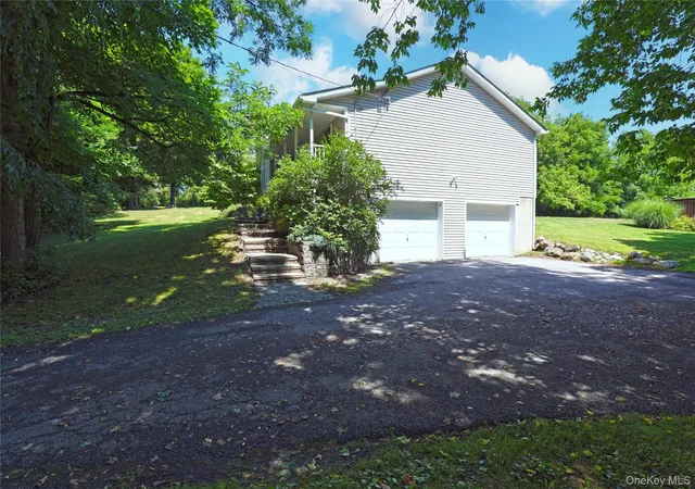 Homes for sale in Union Vale, NY | 11 Duncan Hill Rd, Union Vale, NY 12585 | MLS# 1022464