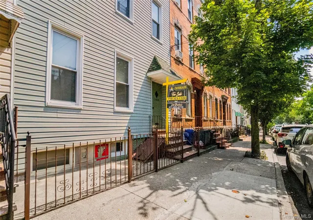 3rd image of 1880 Bleecker St, Ridgewood, NY 11385 | MLS# 1022497