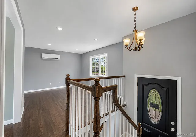 Photo 3 of Sale Pending at 3010 Sipp Ave, Brookhaven, NY 11763 | MLS# 1022499 | Listing updated on 2026-08-14