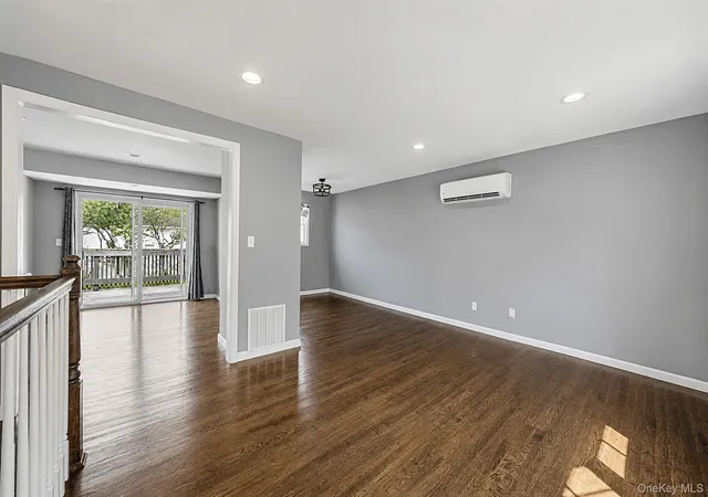 Photo 4 of Sale Pending at 3010 Sipp Ave, Brookhaven, NY 11763 | MLS# 1022499 | Listing updated on 2026-08-14