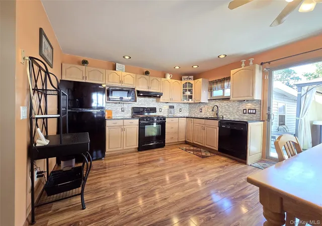 3rd image of 3 Broadway, Islip, NY 11779 | MLS# 1022503