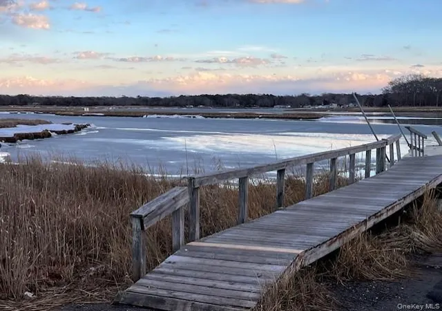 Homes for sale in Southampton, NY | 84 Point Rd, Southampton, NY 11901 | MLS# 1022515
