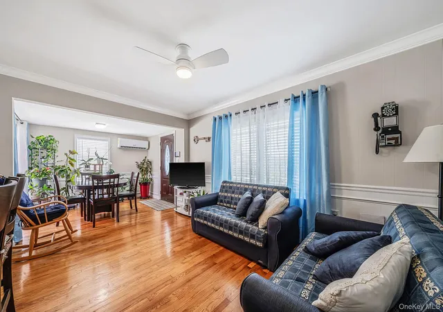 3rd image of 135 Clayton St, Central Islip, NY 11722 | MLS# 1022521