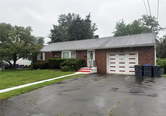 Homes for sale in Haverstraw, NY | 12 Heck Rd, Haverstraw, NY 10923 | MLS# 1022545