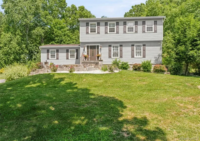 Homes for sale in East Fishkill, NY | 45 Christine Ct, East Fishkill, NY 12582 | MLS# 1022554