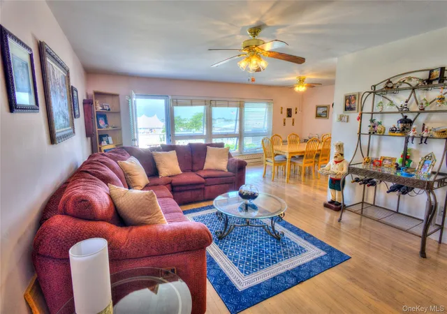 3rd image of 750 Lido Blvd, Hempstead, NY 11561