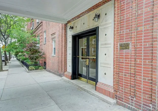 Homes for sale in New York, NY | 35 24 78th St #A48, New York, NY 11372 | MLS# 1022572