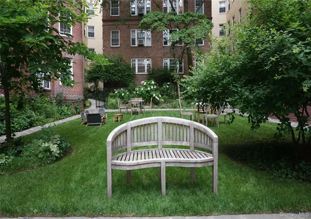 Homes for sale in New York, NY | 35-24 78Th St #A48, New York, NY 11372 | MLS# 1022572