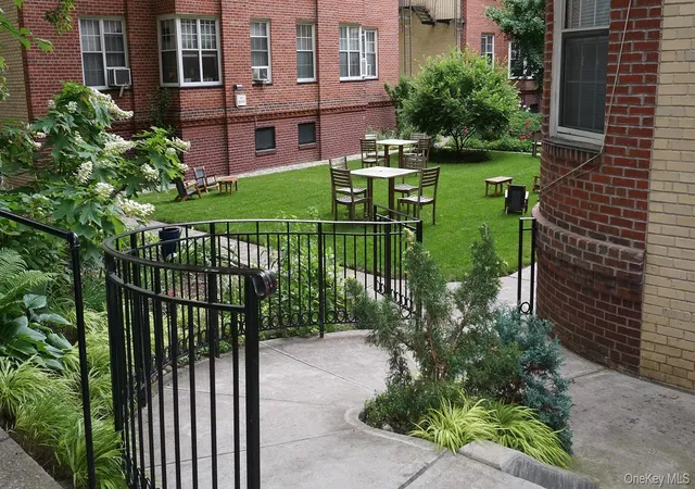 Homes for sale in New York, NY | 35-24 78Th St #A48, New York, NY 11372 | MLS# 1022572