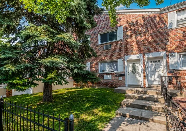 Multi family home for sale at 206-208 Balcom Ave, New York, NY 10465 | MLS# 1022585