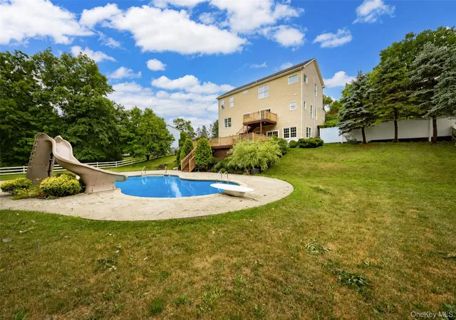 3rd image of 7 Fox Run, Wappingers Falls, NY 12590 | MLS# 1022587