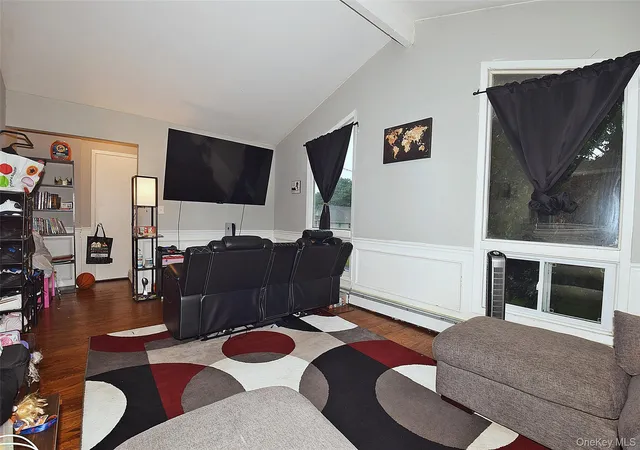 Photo 4 of Sale Pending at 143 Meadowmere Ave, Brookhaven, NY 11950 | MLS# 1022590 | Listing updated on 2026-08-29