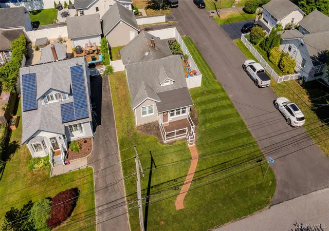 22nd image of 156 Fairview Ave, Islip, NY 11705 | MLS# 1022604