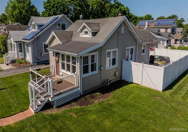 4th image of 156 Fairview Ave, Islip, NY 11705 | MLS# 1022604