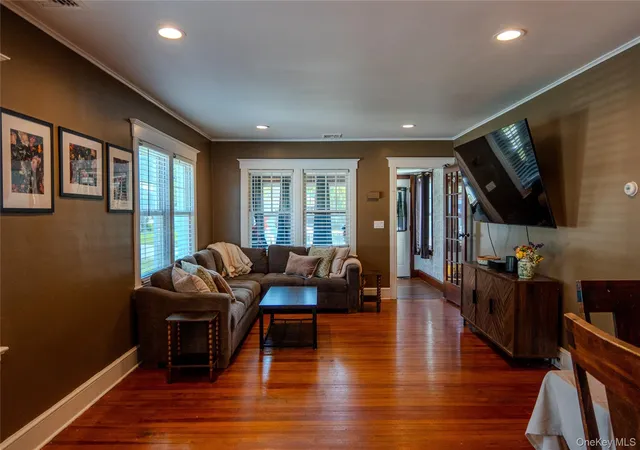 5th image of 156 Fairview Ave, Islip, NY 11705 | MLS# 1022604