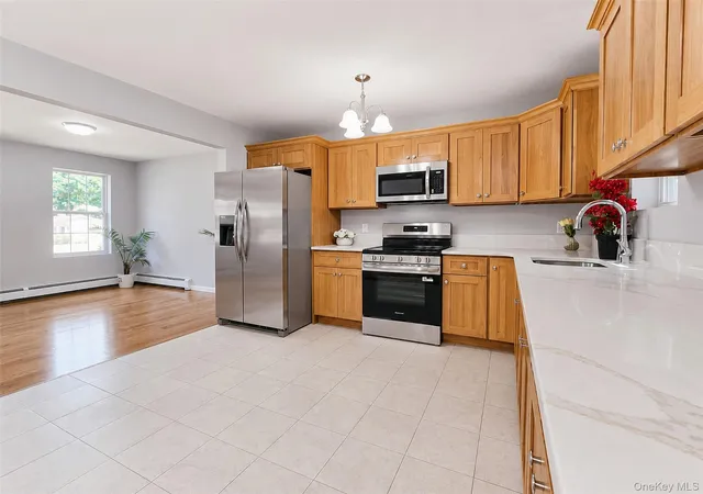 5th image of 74 Alcolade Dr E, Brookhaven, NY 11967 | MLS# 1022628