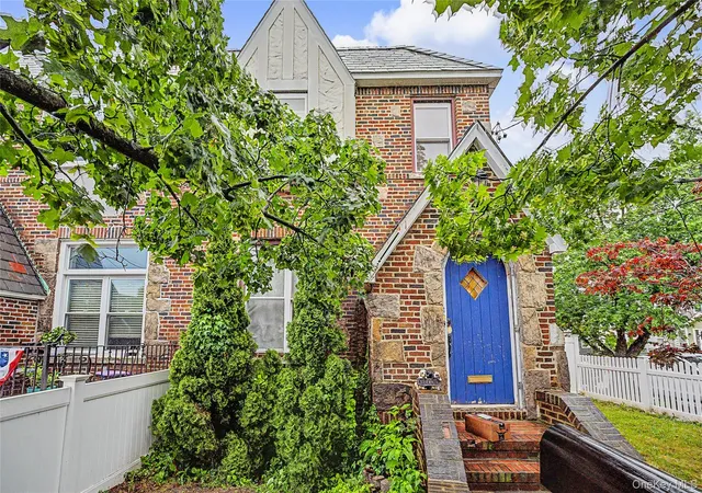 3rd image of 9327 244 St, Hempstead, NY 11001 | MLS# 1022633