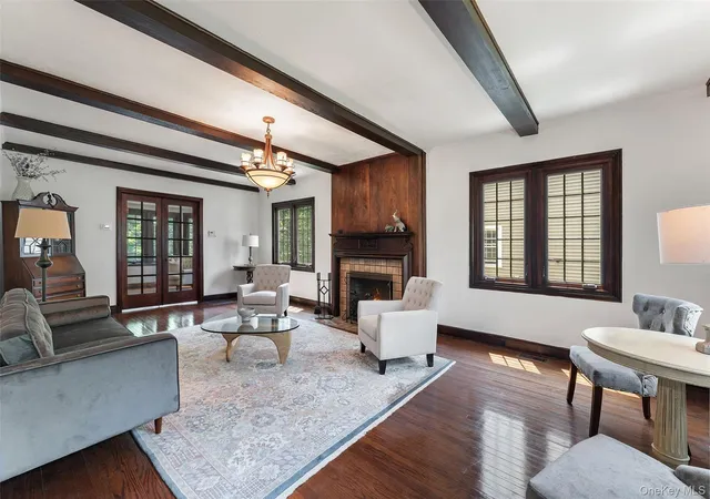 Photo 3 of Sale Pending at 40 Parkview Dr, Eastchester, NY 10708 | MLS# 1022646 | Listing updated on 2026-08-11