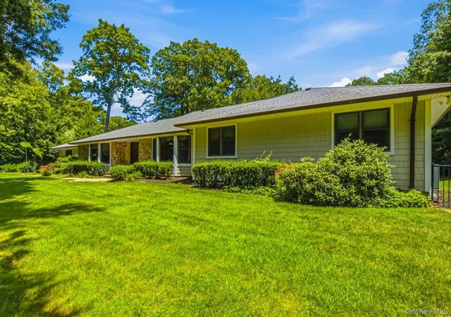 3rd image of 15 Tiber Rd, Syosset, NY 11791 | MLS# 1022670