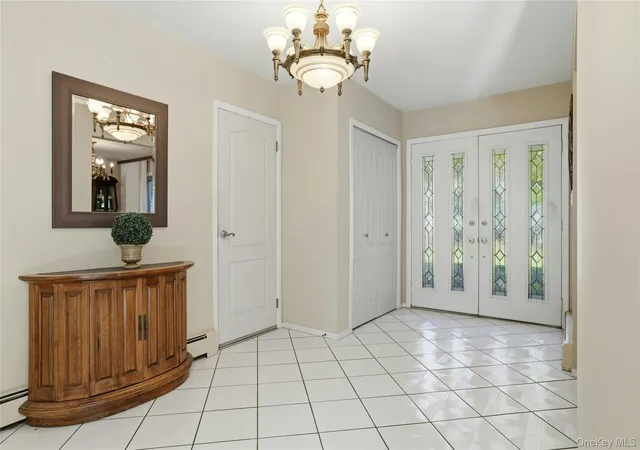 3rd image of 3 King Ave, Huntington, NY 11747 | MLS# 1022676