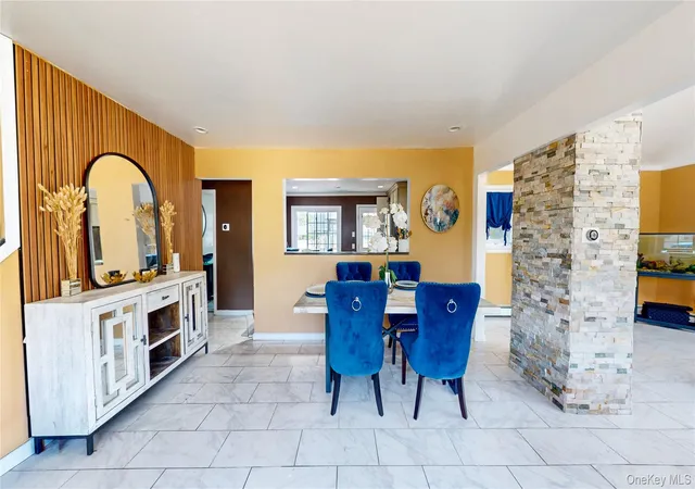 2nd image of 510 11th St, West Babylon, NY 11704 | MLS# 1022691