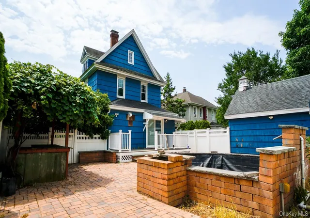 12th image of 14 Easton St, Babylon, NY 11757 | MLS# 1022710