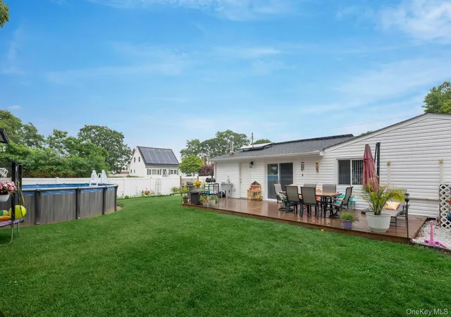 23rd image of 75 Presford Dr, Brookhaven, NY 11967 | MLS# 1022740