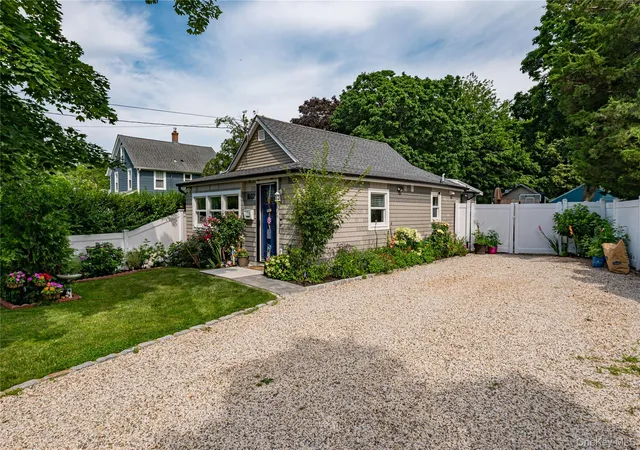 1st image of 1022 Parkway St, Riverhead, NY 11901 | MLS# 1022749