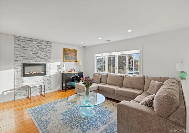 4th image of 519 Nassau Ave, Hempstead, NY 11520 | MLS# 1022758