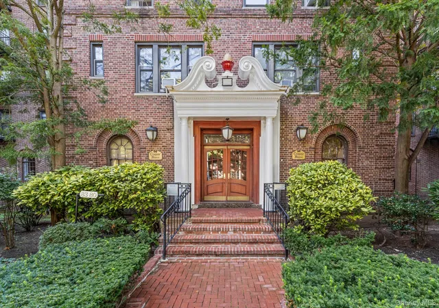2nd image of 8380 118Th St, New York, NY 11415